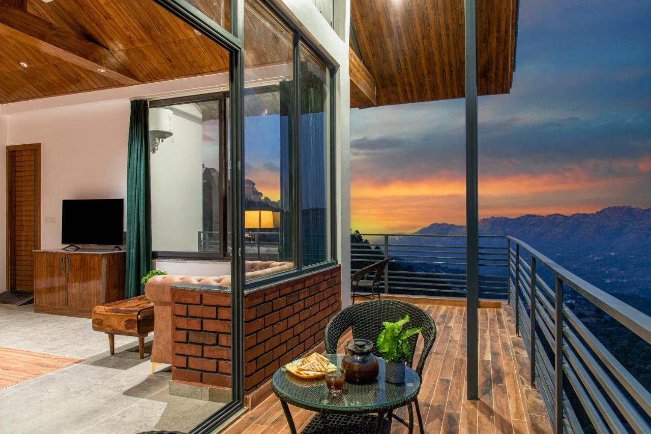 Апартаменты Hillcrest Uphills Касаули Экстерьер фото